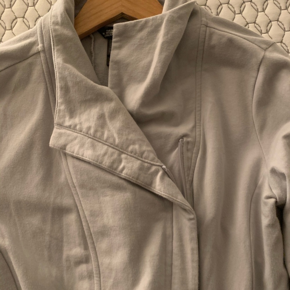The North Face Jacket - Picture 7 of 12